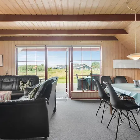 Beach Front Home In Ringkøbing With Sauna *