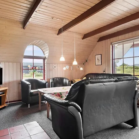 Beach Front Home In Ringkøbing With Sauna Ferienhaus